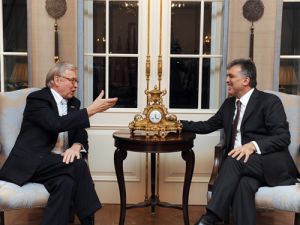 Cumhurbaşkanı Gül, 400. Yıldönümü Danışma Kurulu Hollanda Tarafı Başkanı Lindeni Kabul Etti