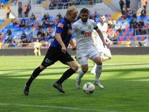 Erciyes’e Bir Darbe De ’Es-es’ten