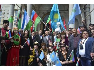 “Bin Nefes Bir Ses” Tiyatro Festivali Başladı