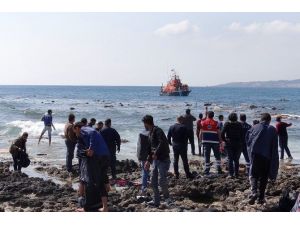 Mültecileri Taşıyan Gemi Rodos Açıklarında Karaya Oturdu: 3 Ölü