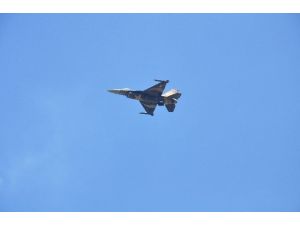 Manisa’da Yürekleri Ağıza Getiren Gösteri