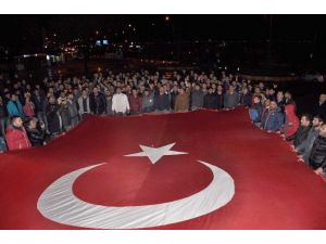 Dhkp-c’li Teröristin Mezarının Ziyaret Edilmesine Tepkiler Sürüyor