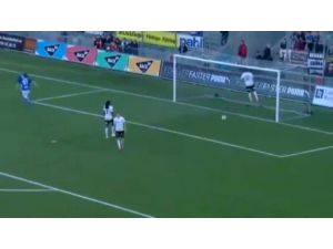 Golü Yiyince Direğe Kafa Attı!