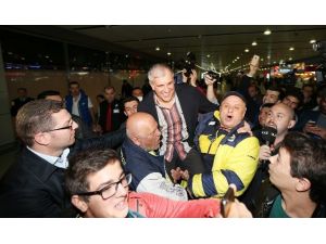 Fenerbahçe Ülker’e Coşkulu Karşılama