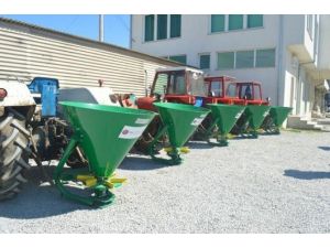 Kosova’da Tarım Ve Hayvancılıkla Uğraşan Çiftçilere Büyük Destek