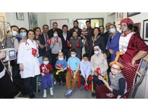 Fenerbahçeli Yıldızlardan Anlamlı Ziyaret