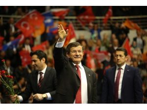 Davutoğlu, Ak Parti’nin Ankara Milletvekili Adaylarını Tanıttı