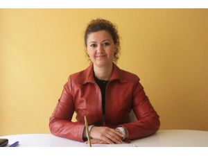 Psikolog Çamlıbel: Akıllı Cihazlar Asosyalleştiriyor