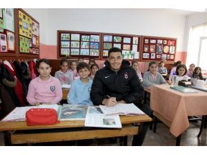 O Sınıf Başkanı Sözünü Tutup Cardozo’yu Getirtti