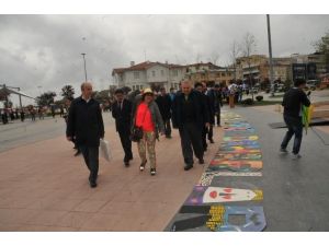1,5 Kilometrelik Resim Sergisiyle Yalova’da Dünya Rekoru Kırıldı