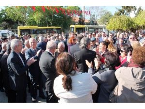 Chp’lilerden 23 Nisan Törenine Katılmayan Valiye Protesto