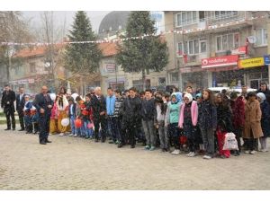 Kar Altında 23 Nisan Kutlamaları