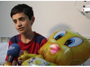 23 Nisan Coşkusu Hastane Odasında