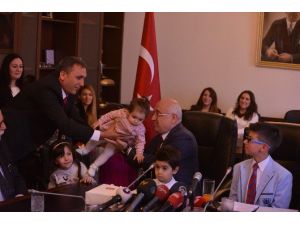 Tbmm Başkanı Çiçek Koltuğu Devretti