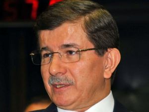 Davutoğlu, Dünya Şampiyonlarıyla Buluştu