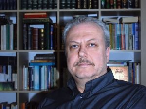 28 Şubat Mağduru 17 Yıldır Ülkesine Dönemiyor