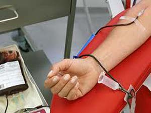 Öğrencilerden Kızılaya Kan Bağışı