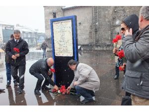 Ermeniler Tarafından Kurşuna Dizilen Heyet Törenle Anıldı