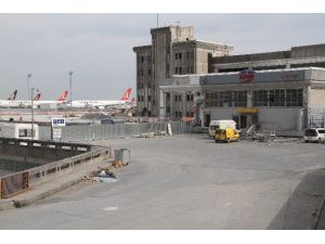 Havalimanında Genişletme Projesine Ptt Engeli