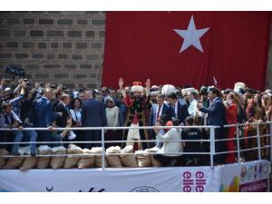 Mesir Macunu 475. Kez Şifa Dağıttı