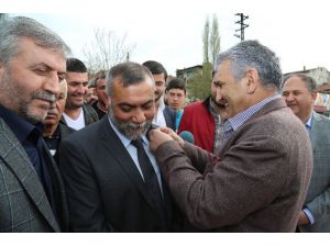 Altındağlı Ekrem Altun Ve Yakınları Ak Parti’ye Geçti