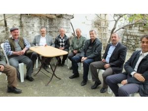 Burhaniye’de Çiftçiler Hayır Yemeğinde Buluştu