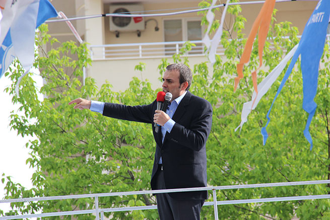 Ak Parti Onikişubat Seçim Bürosunu açtı