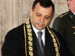 Anayasa Mahkemesi Başkanından ’Pensilvanya’ Uyarısı