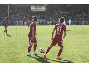 2.lig Beyaz Grup’ta Şampiyon Son Hafta Maçında Belli Olacak