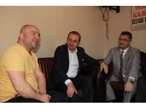 Ak Parti Adayı Hurşit Yıldırım, Taksicileri Ziyaret Etti