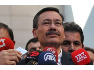 Selahattin Demirtaş’ı Mahkemeye Veriyor