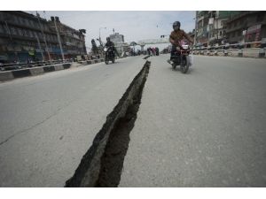 Ölü Sayısı 4 Bine Yaklaştı