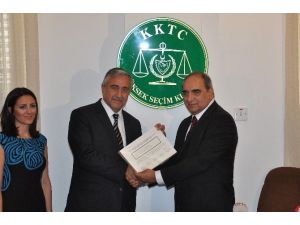 Kktc’nin Yeni Cumhurbaşkanı Akıncı: “Anavatan-yavru Vatan Sevgisi Yüreklerde Olmalı”