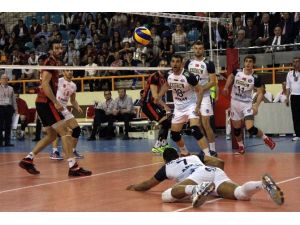 Şampiyon, Mağlubiyetle Bitirdi