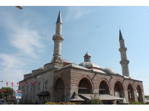 Gurbetçiler Artık Edirne’de Teheccüd Namazları Kılabilecekler