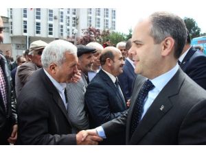 Bakan Kılıç, Muhalefete Yüklendi