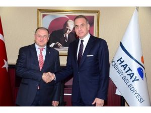 Arıboğan, Ziyaretlerini Sürdürüyor