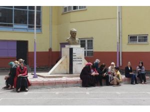 Teog Sınavının İlk Oturumu Yapıldı