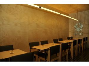Tarihi Karaköy’e Mitolojik Kafe