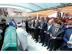 Başkan Altunay, Babasını Son Yolculuğuna Uğurladı