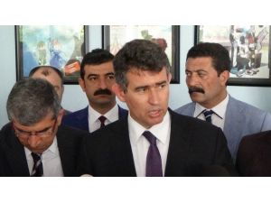 Diyarbakır Barosu’ndan Meslekte 40, 50 Ve 60’ıncı Yılını Dolduran Avukatlara Plaket