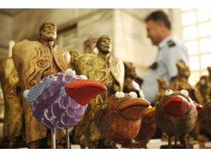 Tutuklu Ve Hükümlülerin ’Kanatlı Kozalaklar Sergisi’