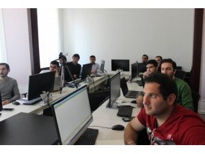 Tika Ve İtü İşbirliğinde Bakü’de Cisco Network Akademi Kuruldu