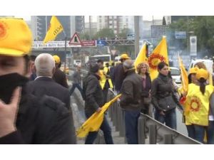 Yol Kesip Eylem Yaptılar