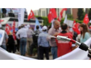 Adana’da Gül Sulu 1 Mayıs Kutlaması