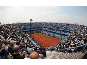 Federer Yarı Finalde