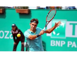 Federer Finale Göz Kırptı