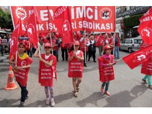 Adana’da 1 Mayıs Kutlaması