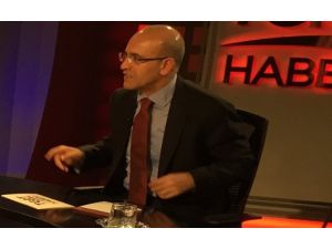 Milletin Gözünün İçine Baka Baka Yalan Atıyor