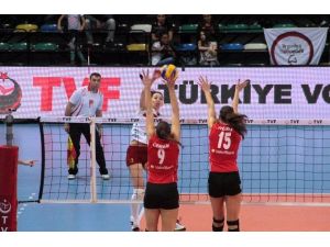 Galatasaray Daıkın, Vakıfbank’ı 3-2 Mağlup Etti
